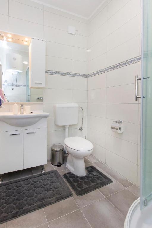 Riva 2 Apartment Krapanj Luaran gambar