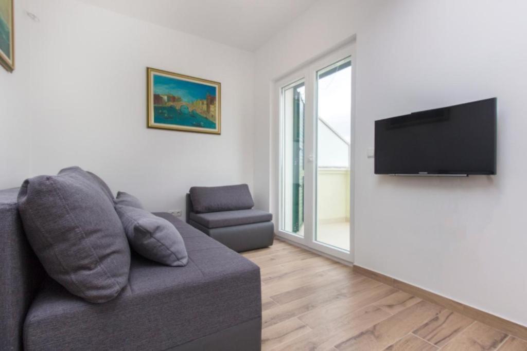 Riva 2 Apartment Krapanj Luaran gambar